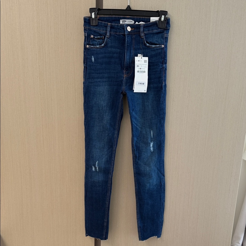 ZARA Women's Blue Jeans
